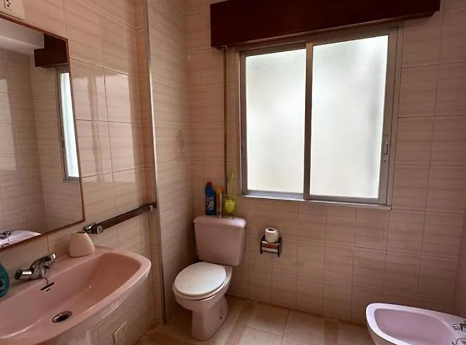 Piso Wifi En Rianxo Apartmán